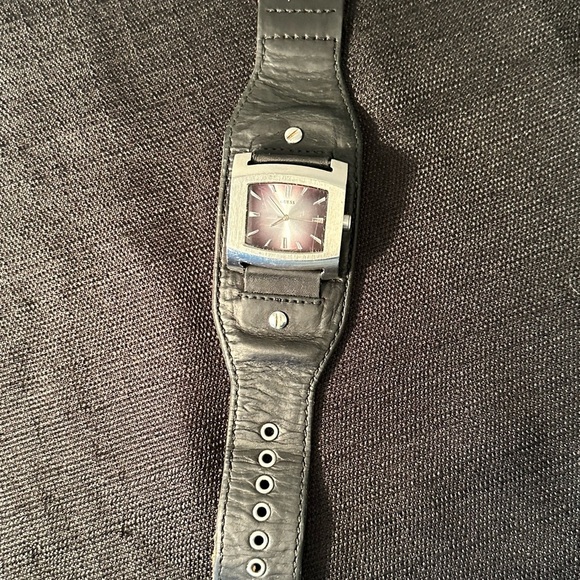 Vintage Guess Watch Y2K Grunge Large Case Black Wide Leather Bund Band Unisex - Picture 4 of 6